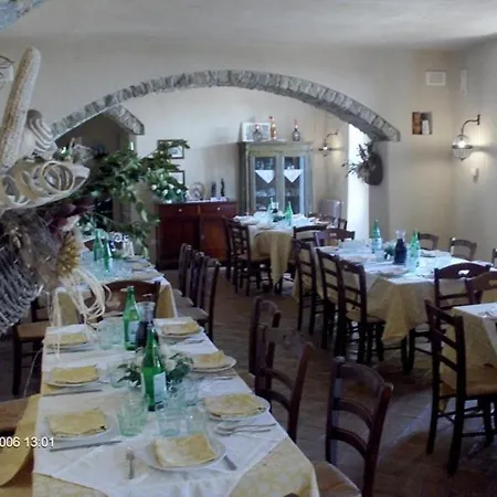 منزل ريفي Il Vecchio Casale
